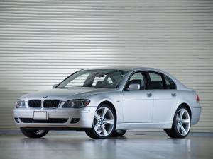 BMW 750i